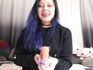 Step-Sister Desires U To Eat Your Cum