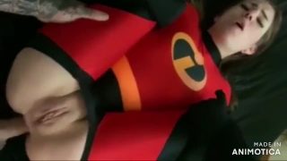 Elastigirl cosplayer wordt anaal gepenetreerd vanuit het POV-perspectief