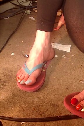 Wanki8ng My Maggot and Playing with My Feet