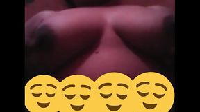 Mi amante tetona se toca para m&iacute_