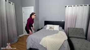 Freaky Foot Realtor - Sablique Von Lux & TerraMizu - 720 WMV HD