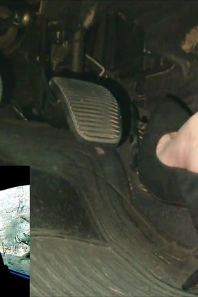 Soft Driving in Suede Black Louboutins