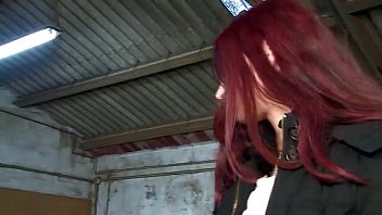 Si tu me baises bien, je signe le contrat . I'_ll sign if you fuck me well