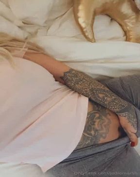 jodiemarsh pussy flash n rub