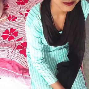 hot indian 20 years old village neighbor virginity girl loose our virginity with stranger first time sex