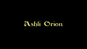 ashli orion sucks anonymous cock at gloryhole