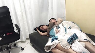 HETERO COUPLE vs LESBIAN COUPLE