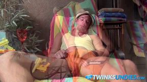 Cute homo JD Phoenix cums in his underwear while jerking off