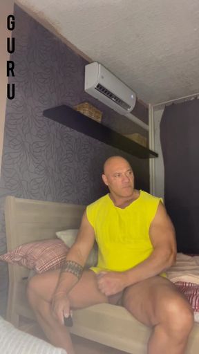 Mr Guru Solo Bodybuilder Friend Jerk off