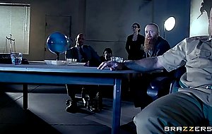 Peta jensen does a messy under-the-table bj
