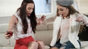 Two good girls Gia Derza and Aidra Fox are pleasing their new boyfriend