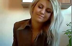 Masturbating Babe on Webcam