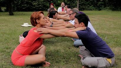 Stretching di gruppo in natura