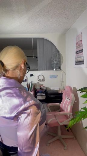 Come see me as hot secretary trying to seduce my boss for a raise video