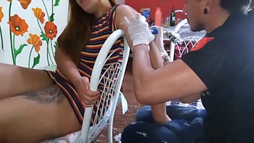 O TATUADOR NÃO QUERIA RECEBER NO PIX ELE QUERIA BUCETA MESMO