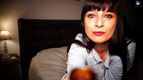 joi anal sous aroma prepares moi ta fiole ... 3 jouets .. ou 3 objets...