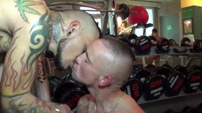 Jordan fucked bareback by the top Latino Pablo Bravo