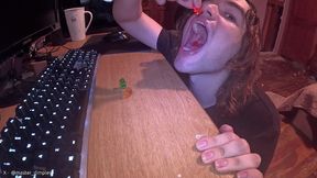 giant vores gummy intruders!