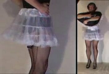 I love cross dress as a french maid