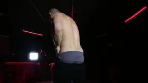 RealityDudes: Muscle american Gael stripteasing in club