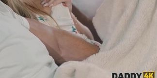 Busy Dad Surprises His Girl from Behind - Olivia Sparkle