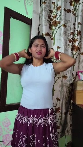 Indian aunty Showers them With Squirts While Getting pussyfucked!