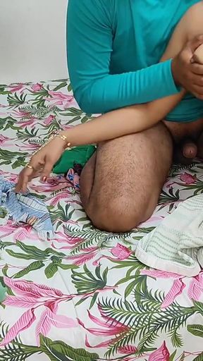 Komal took off her clothes and went to take a bath, the brother came and was listening to her climb   Clip 1