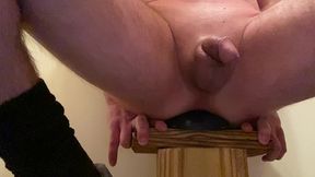easttnguy22 cumming with huge crackstuffers goose plug