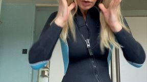 neoprene wetsuit gasmask cam session