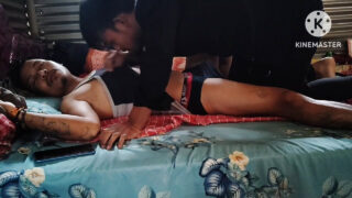 Fekete, fenekelés, vintage – tetovált fehér indiai srácok anális szexet folytatnak