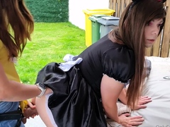Mature brunette lesbian uses strapon on blonde teen