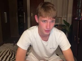 Mature Gay: cute blonde smoking cumming bate cam