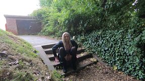 College slut waiting for boyfriend.