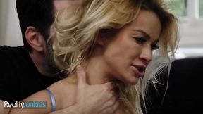 Tommy Pistol can't resist the temptation of Cherry Kiss and her tight pussy