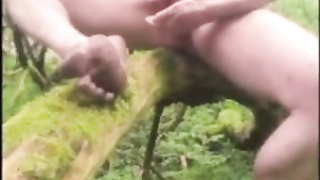 Bating in the great outdoors 6