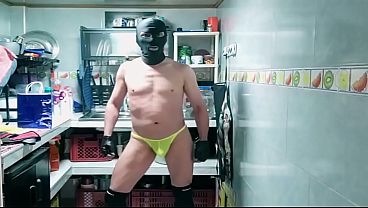 Oscar y sus tangas de fin de A&ntilde_o y su culo bien rico