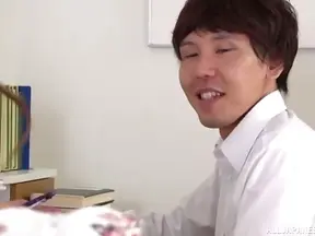 Seductive Kousaka Sari Handjob & Blowjob Drive Her Friend Insane with Pleasure