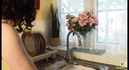 Stepauntie Trisha pissing in the kitchen
