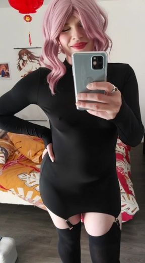 Mirror Selfie Style: Black Dress &amp; Pink Wig