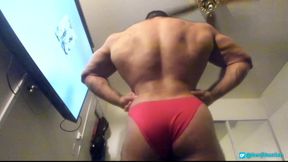 Oiled up Straight Bodybuilder Shows off Muscles and Huge Ass