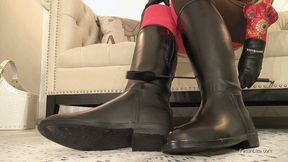 Cream Polish For My Rubber Boots (WMV)