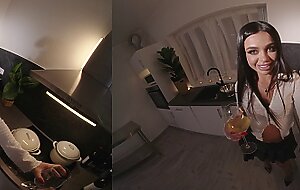 I made petite Italian teen Martina Smeraldi's big ass bounce