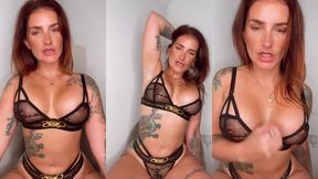 pay full attention to my sexy lingerie! read what its says cucky! i am indeed a queen of spad...