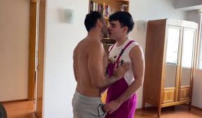 Pinkie Mike & Samir gay video on Gayteam