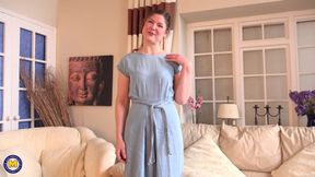 First Timer Aurora Frost Is Feeling Really Naughty Today!