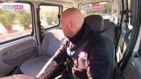Greek taxi: Nail my reverse