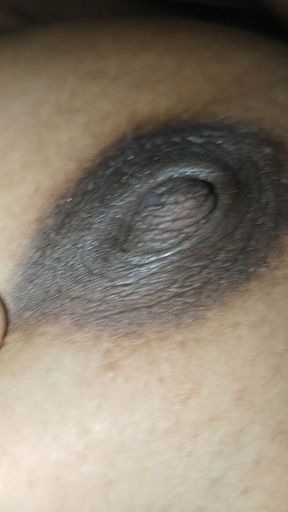 Maa n bete ko ghar main chudai karwai bina condom k viral