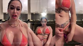 natthychilena masturbandome solita bb con mi dildo