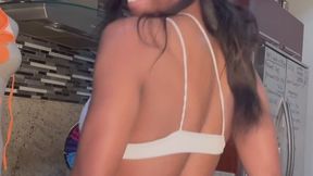 Kelsey Rose Teases, Dances and Fucks Herself In Her Kitchen Giving You a Close Up View of Her Cumming