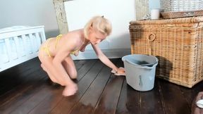 Floor Cleaning in Microbikini